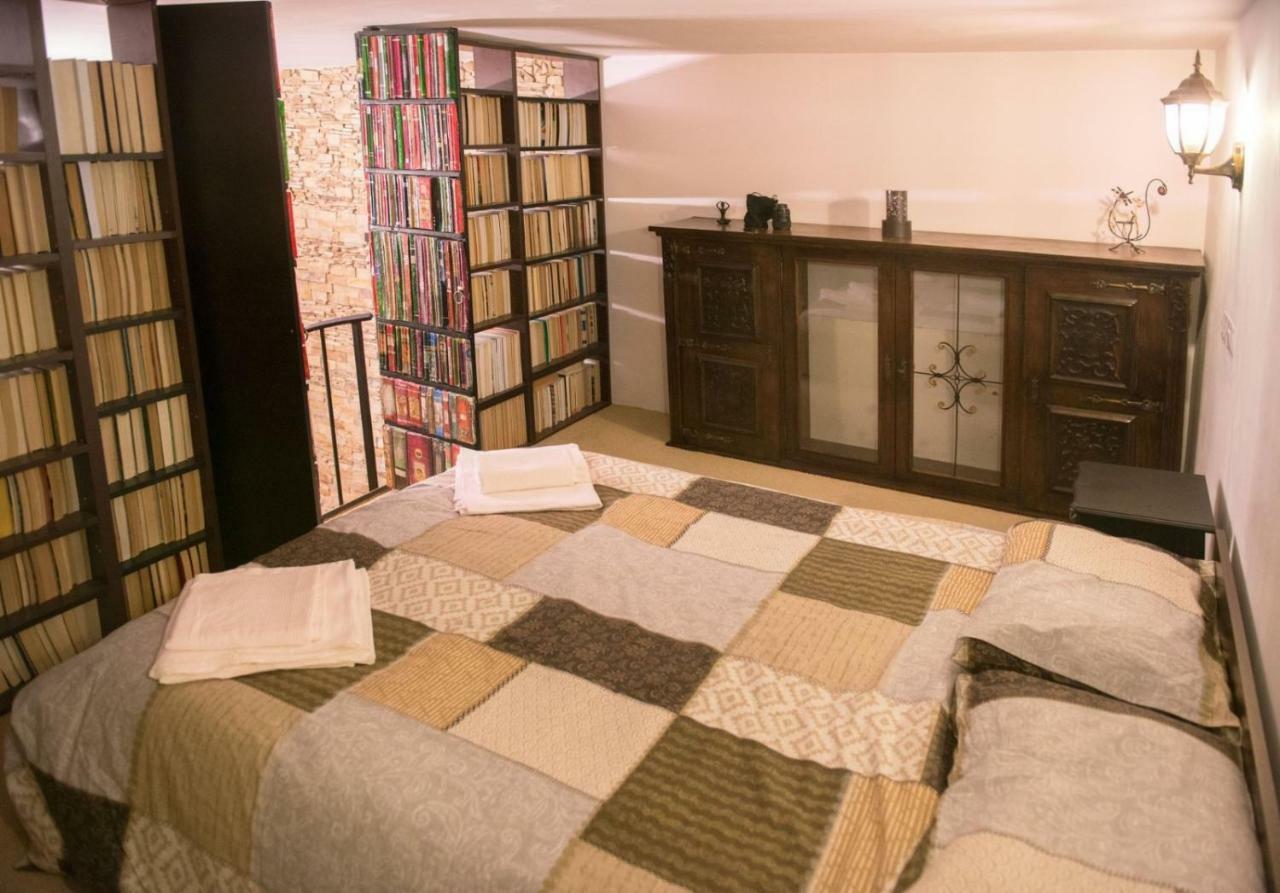 Secret Library Apartament Bucarest